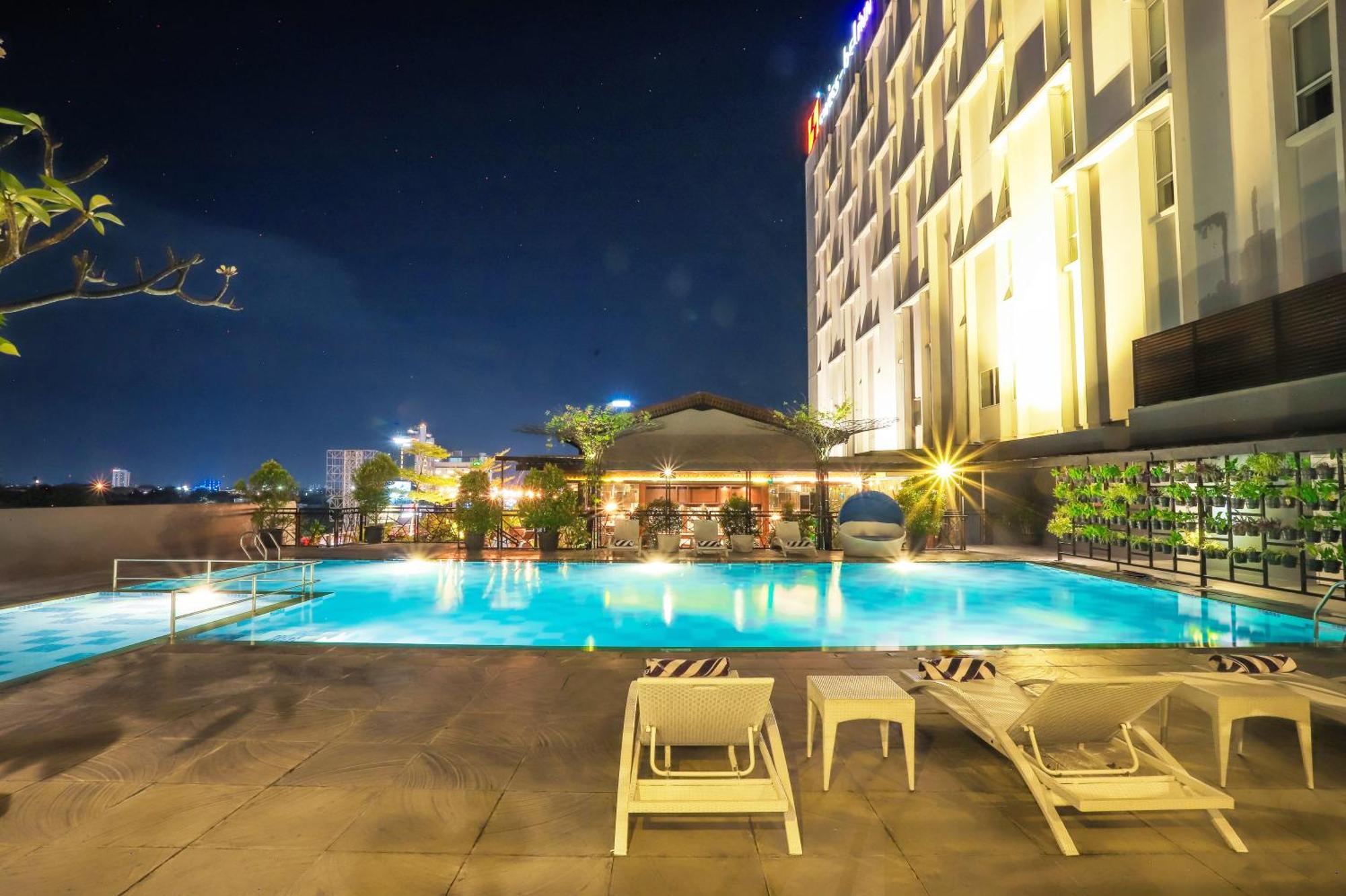 Swiss-Belinn Saripetojo Solo Extérieur photo
